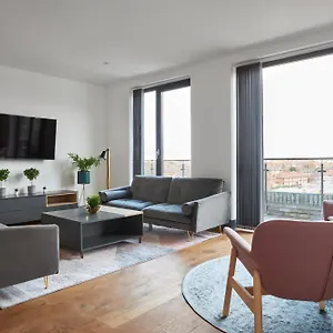Apartment Canning Town By Viridian, London